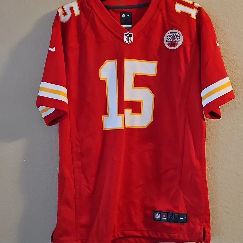 Nike Mahomes Kansas City Chiefs Youth Jersey XL‎
